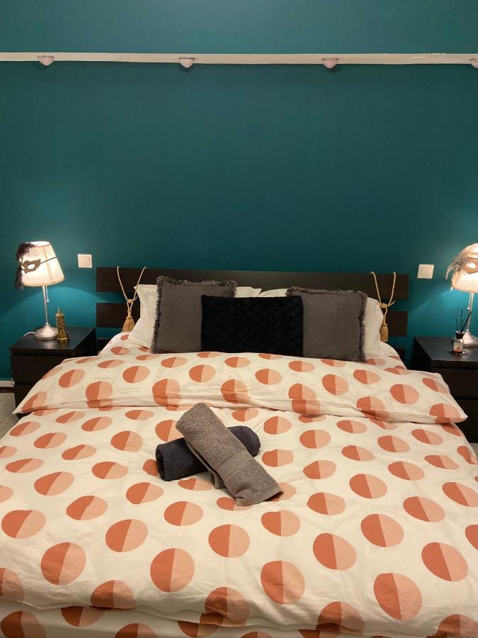 Comfy Apartment With Private Parking And Netflix Bucureşti Eksteriør bilde