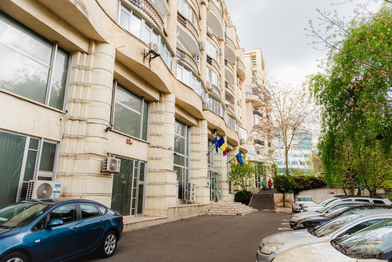 Comfy Apartment With Private Parking And Netflix Bucureşti Eksteriør bilde